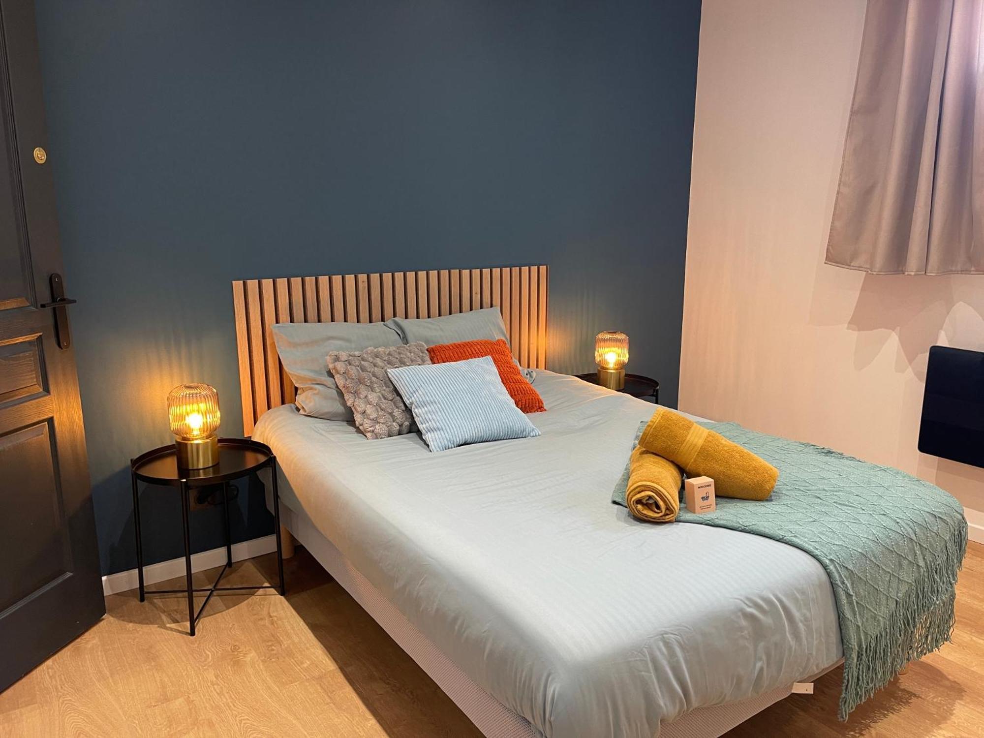 Les 3 Suites - 6 Personnes - 3 Chambres Avec Sdb Privatives Lens Dış mekan fotoğraf